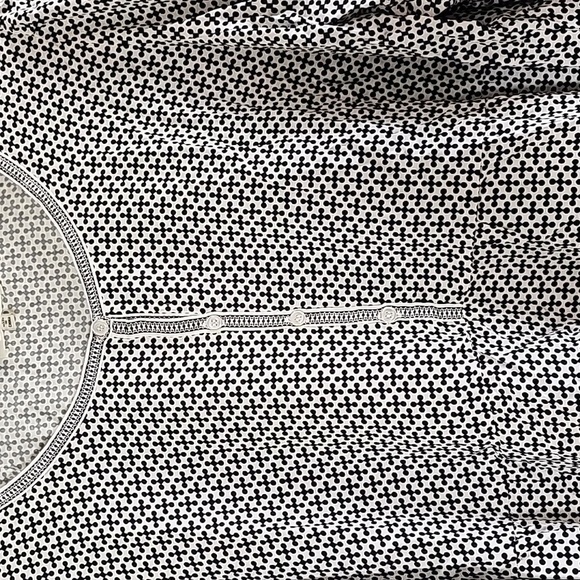 Max Studio  Beige Flowy Top - Picture 5 of 7